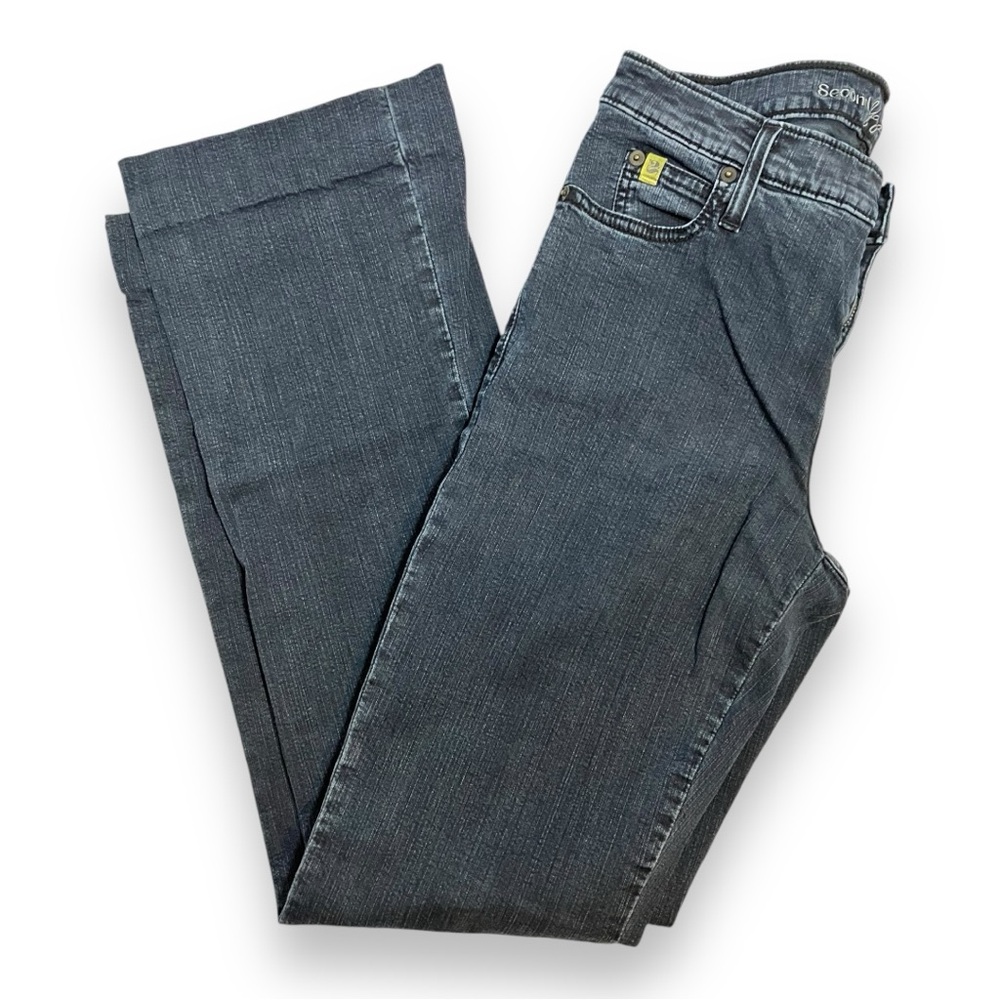 SECOND YOGA JEANS women blue jeans size 29 stretchy NWOT
